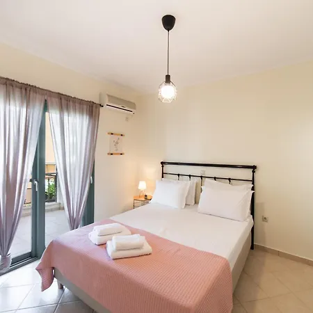 Irida Lefkada City