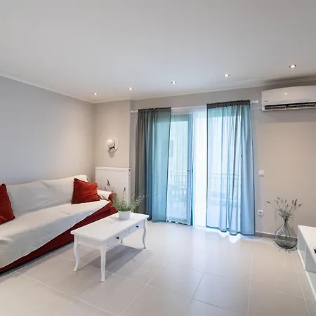 Irida Apartment *