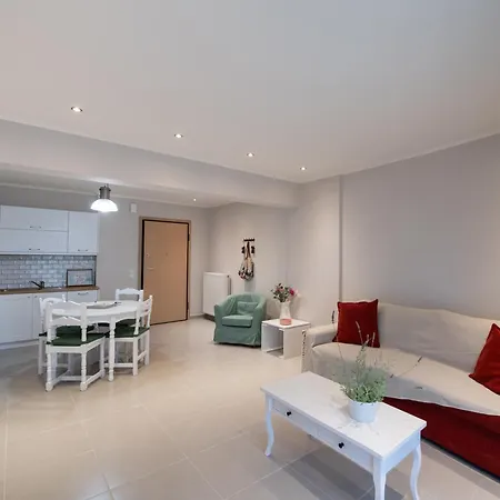 Irida Apartment *