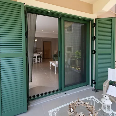 Irida * Lefkada City